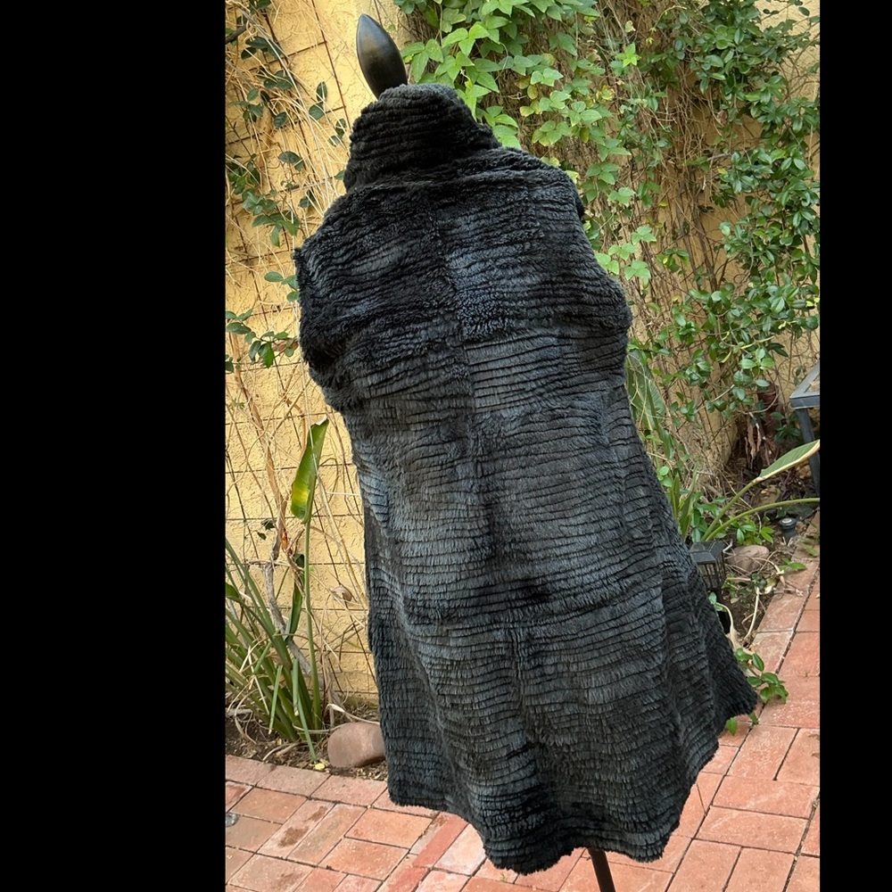 Growbeans by Karen Groner 35” Long Midnight Navy Blue Rabbit Fox Shearling Sz M - Picture 12 of 15